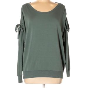 Xersion active wear sweatshirt